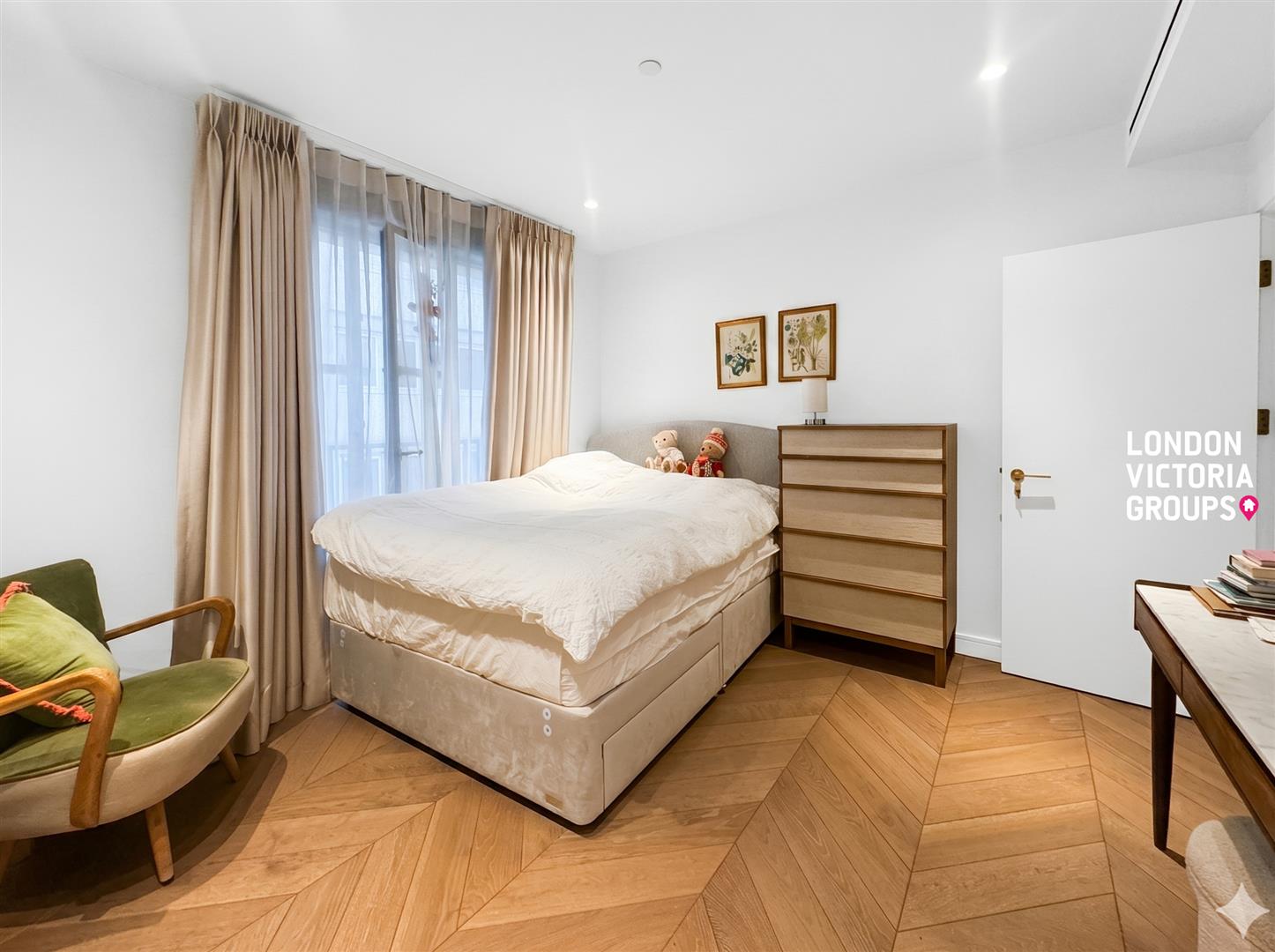 101-103 Cleveland Street, London
